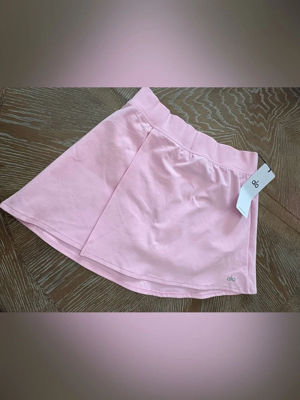 Alo Alosoft Backspin Skirt in Sweet Pink Size Small Brand New A183